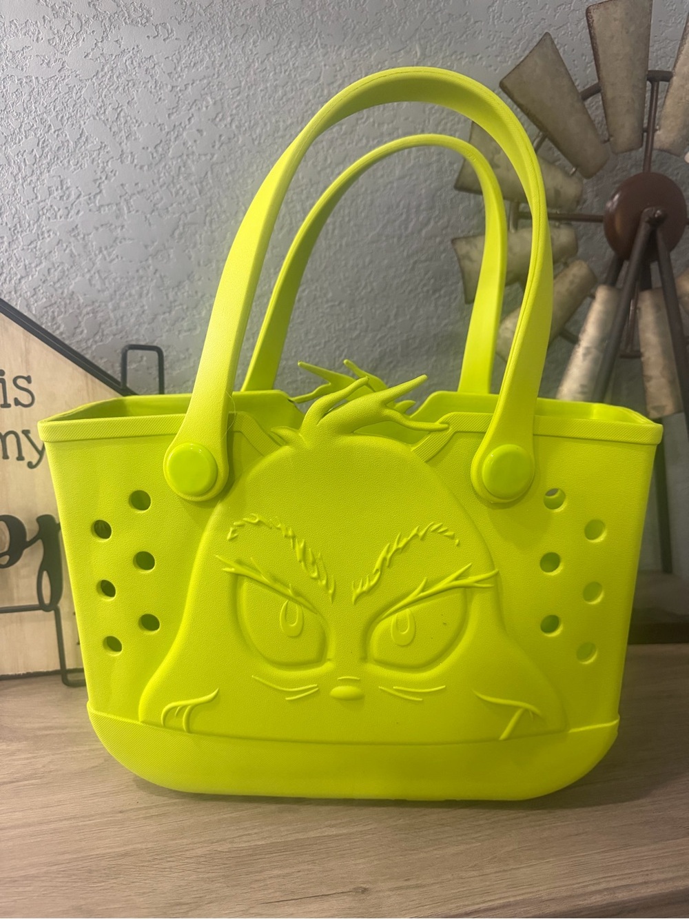 Hobby Lobby Viral Grinch Bogg Bag Dupe 2026!! NWT!